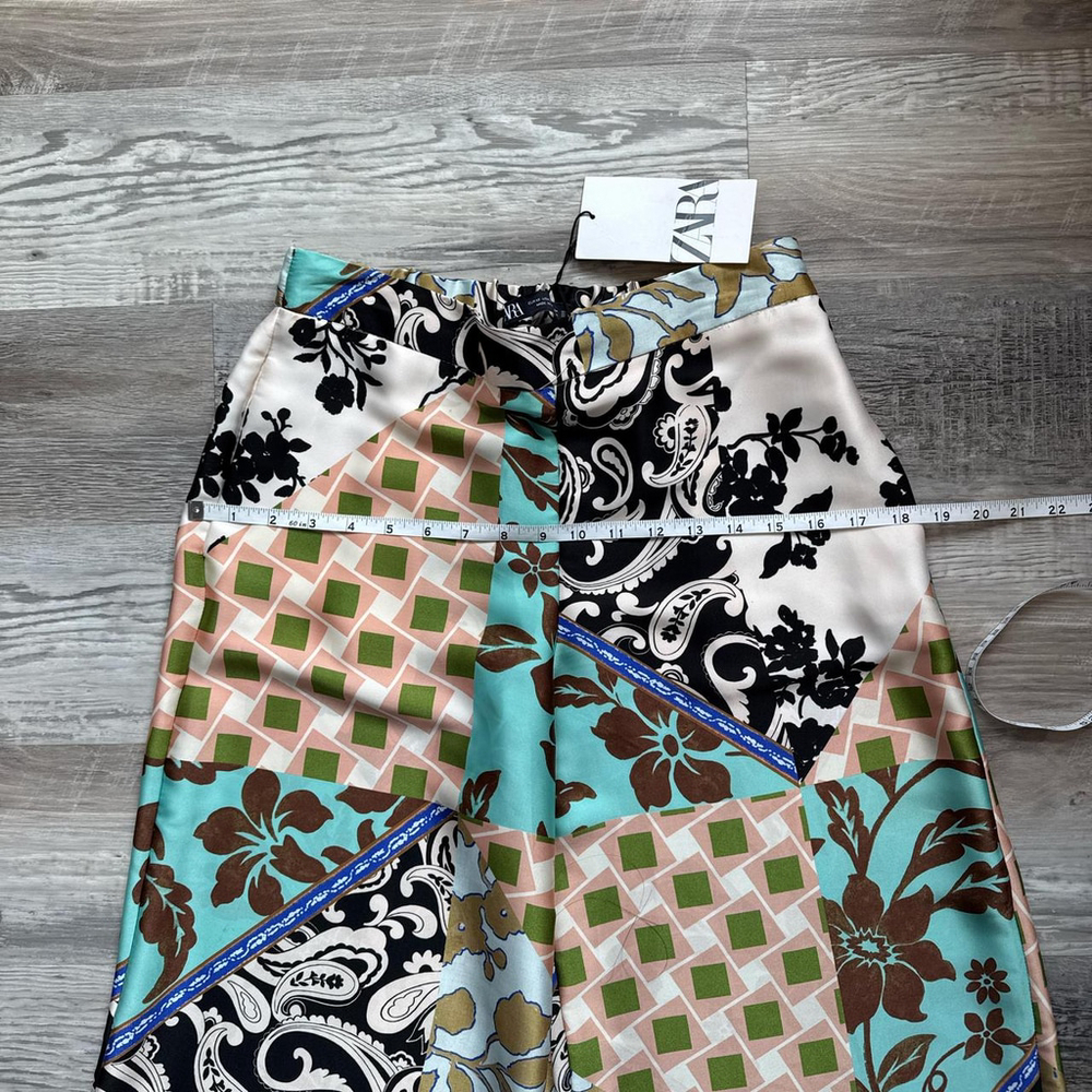 trousers - Picture 8 of 8